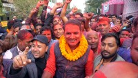 नेपाल निर्वाचन :  कुन पार्टीले कति सिट जिते, को को विजयी ? [नामावली]